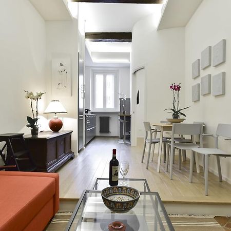 רומא Campo De' Fiori Brand New Apartment מראה חיצוני תמונה